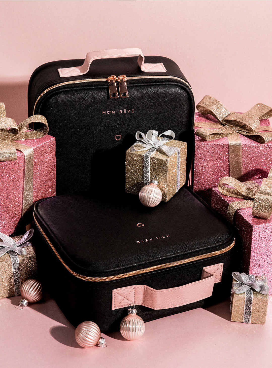 Козметичен куфар с LED огледало Beauty Case