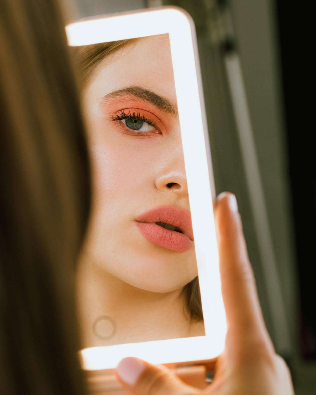 Светещо огледало за грим с USB зареждане MIRROR MIRROR