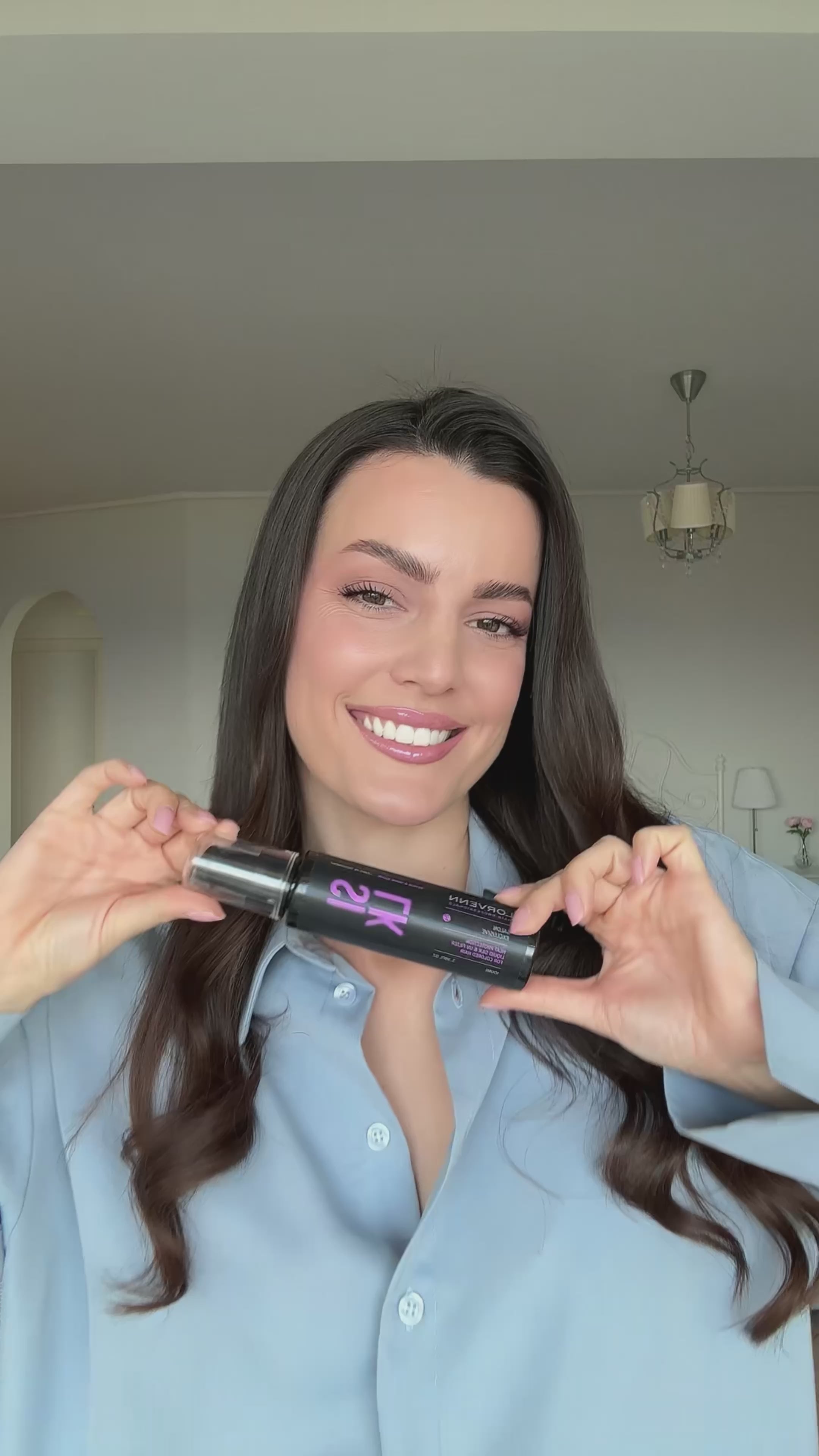Зареждане на видео Възстановяващ елексир за коса Silk Shine &amp; Repair