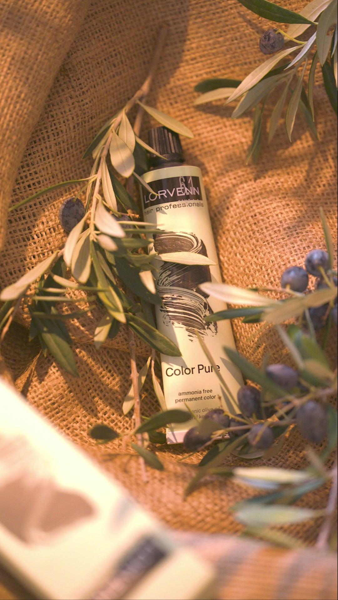 Зареждане на видео Професионална безамонячна боя за коса Color Pure Natural