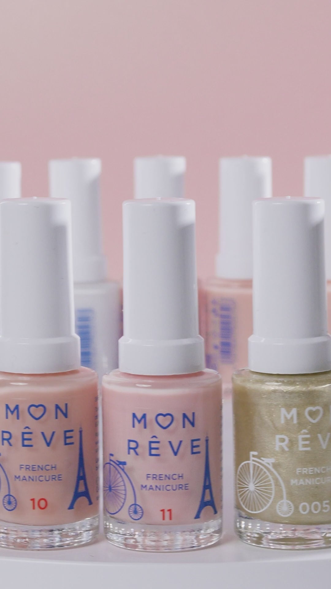 Зареждане на видео Лак за френски маникюр FRENCH MANICURE